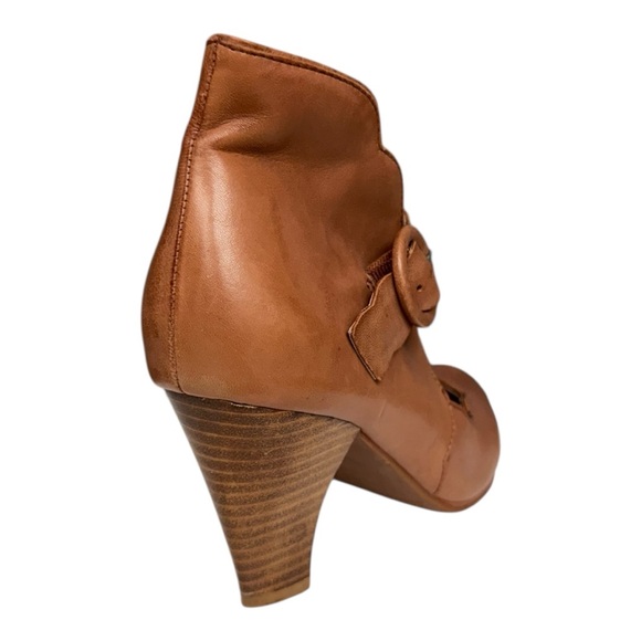 Miz Mooz Brown Heeled Shoes - Picture 3 of 13